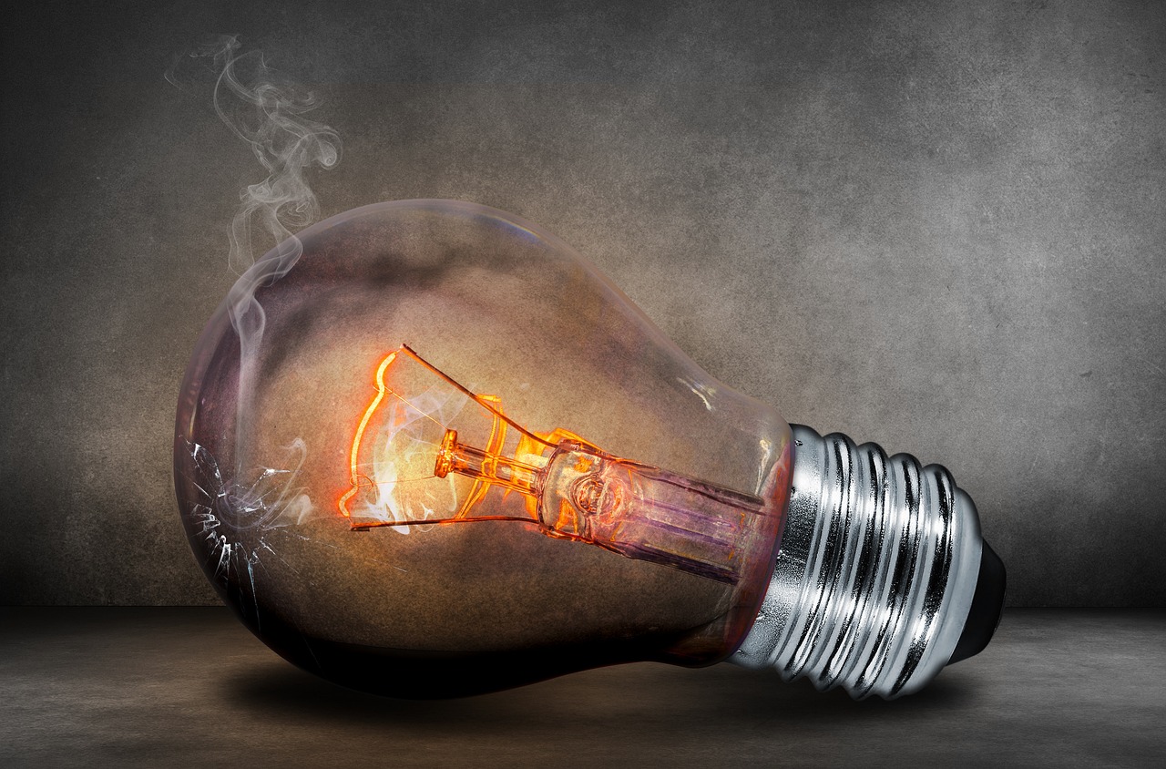 Les bases de l'électricité domestique pour bricoleurs découvrez les bases de l'électricité domestique pour mieux comprendre votre installation, optimiser votre consommation et assurer votre sécurité à la maison.